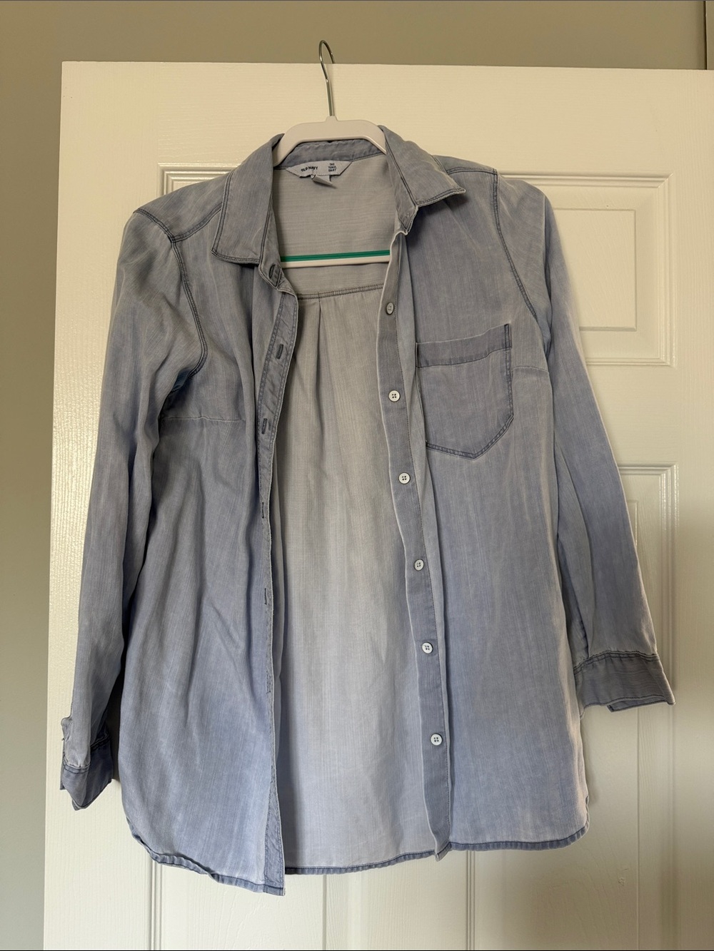 Old Navy Light Blue Men's Casual Button-Down Shirt